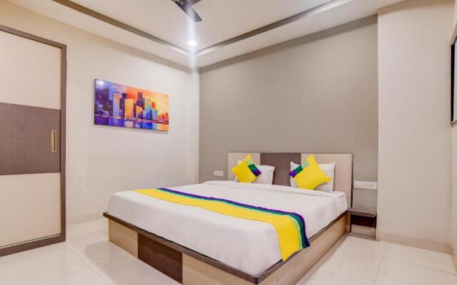 Itsy By Treebo - Urban Elite