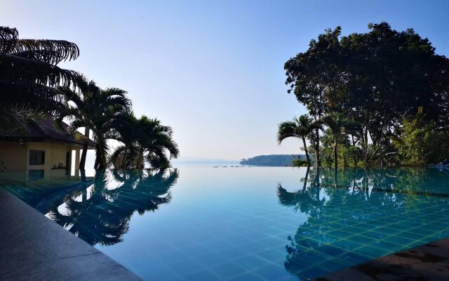 Sea Breeze @ Koh Mak