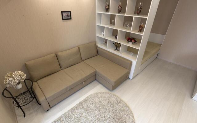 Green FOX на Латышева 3Е/1