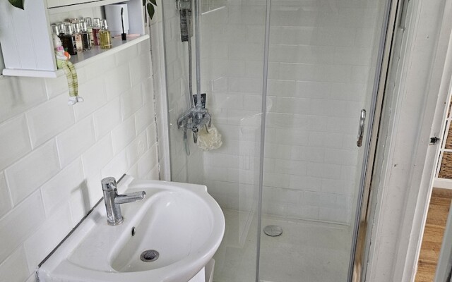 Remarkable 1-bed Cabin in Dunmow