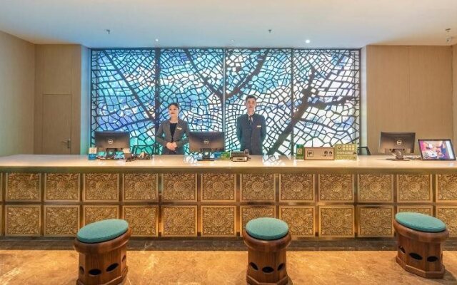 Jiuzhaigou Hotel