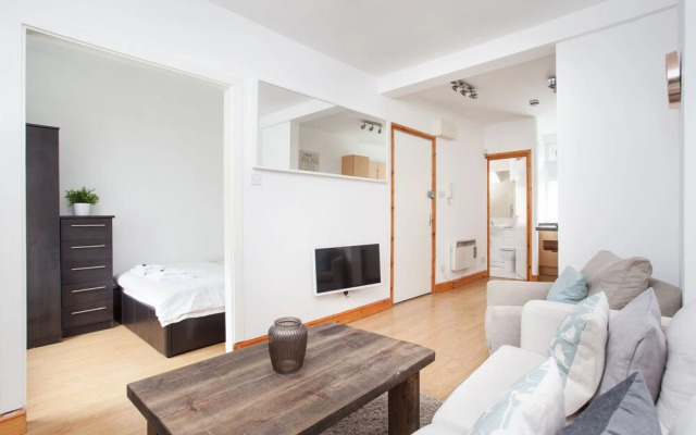 Basic Apartment for Two Amazing Location