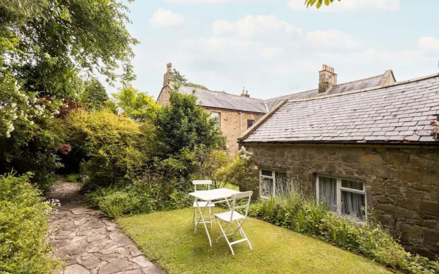 Host Stay Upper Lodge