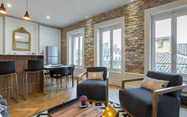 Host Inn Lyon