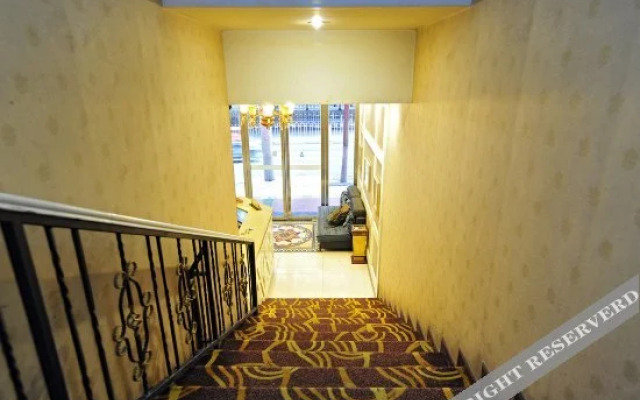 Wutongshu Business Hotel