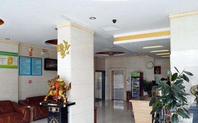 Huayi Business Hotel