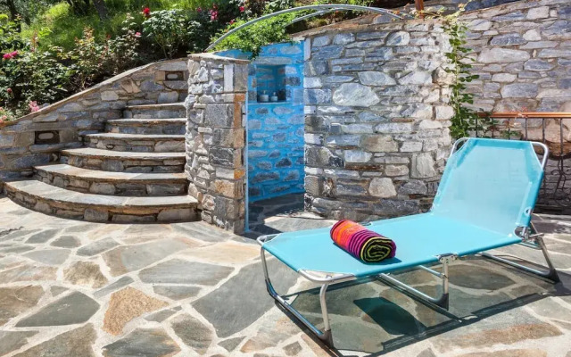 Barbarella Deluxe Maisonette