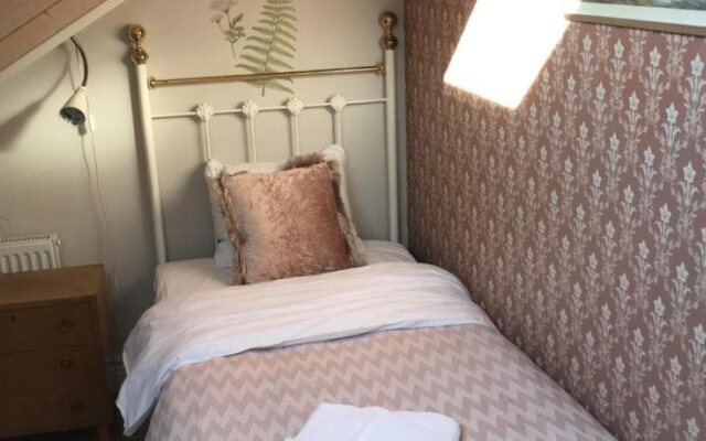 Rosenhill Bed & Breakfast