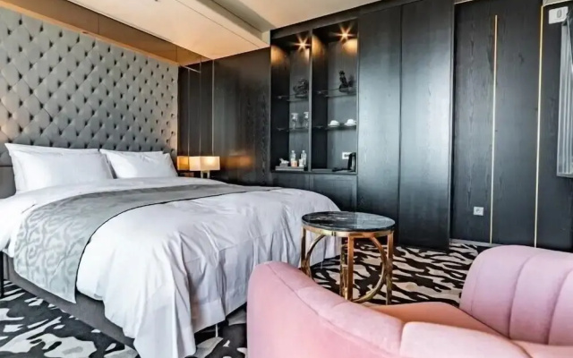 Best Louis Hamilton Hotel West Busan