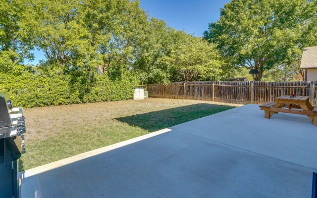 Pet-friendly San Antonio Retreat w/ Private Yard!