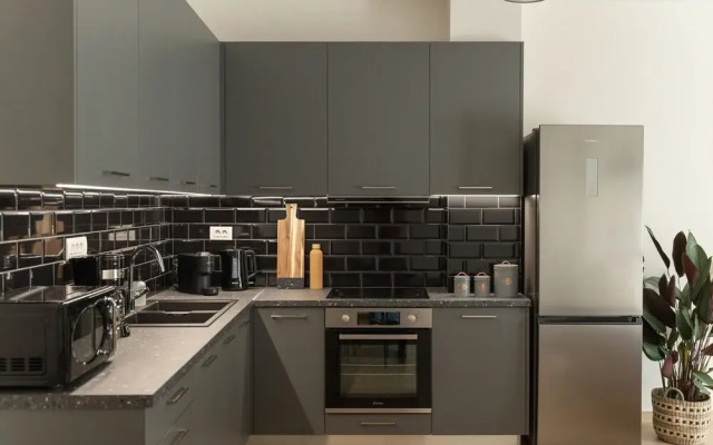 Saint Matthew Central Apartment by Senaon