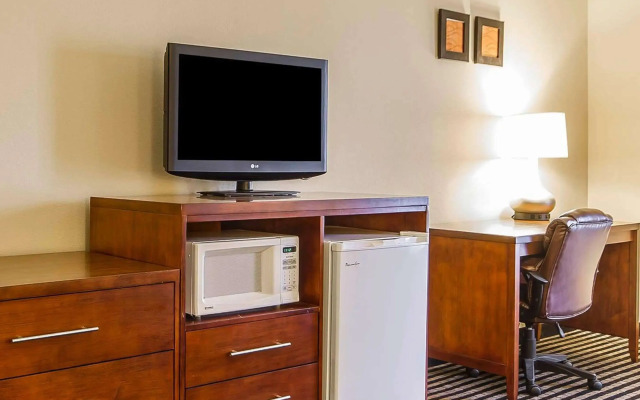 Comfort Inn Owatonna near Medical Center