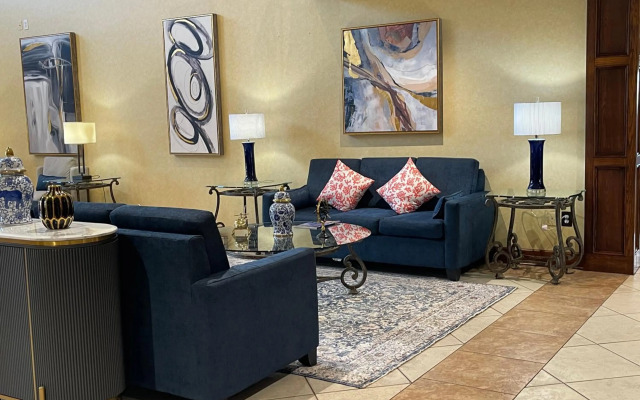 Spark by Hilton Houston Hobby Airport