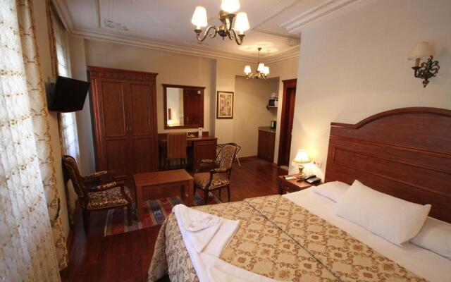 Tashkonak Studio Suites