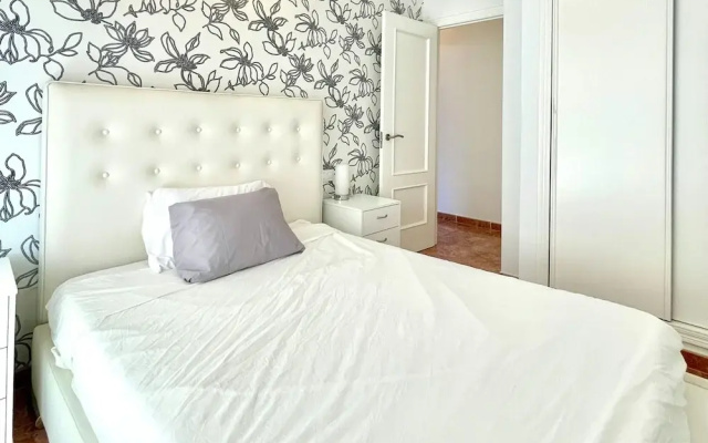 Apartment in Roquetas Near Beaches