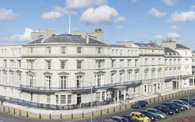 The Carlton Hotel