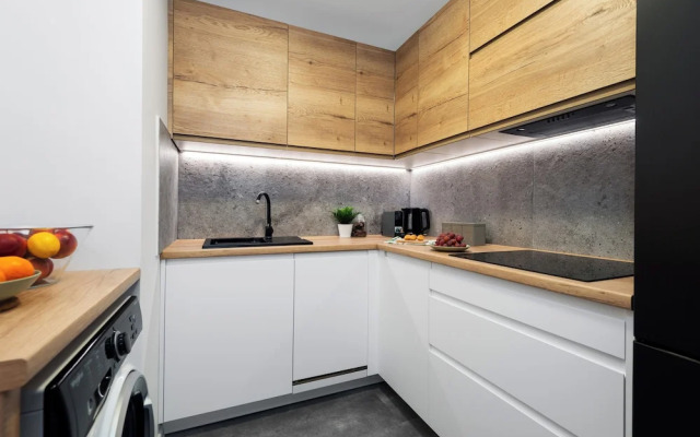Silver - by Kairos Apartments