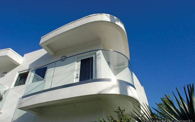Santa Maria Suites