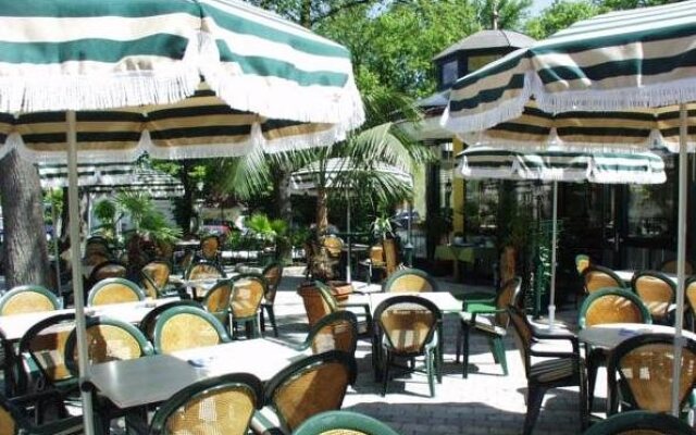 Parkhotel Neubauer