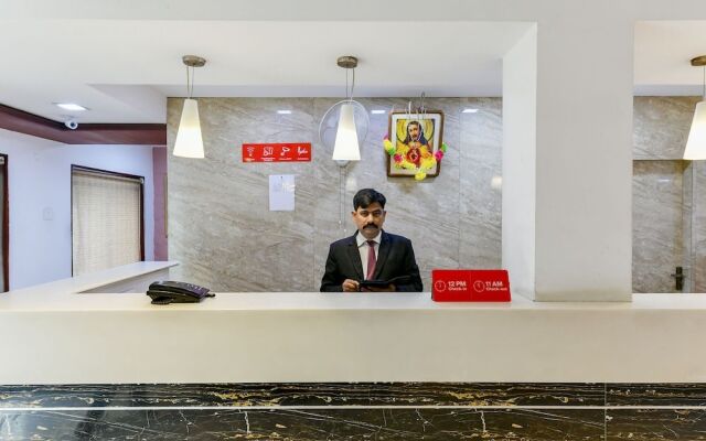 OYO 28129 Hotel Mjm International