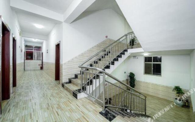 Songming Rumeng Hotel