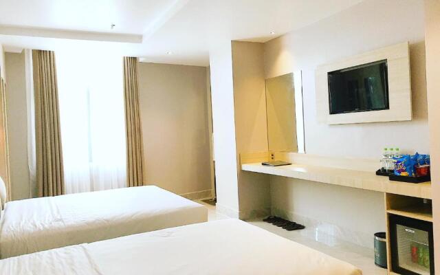 Holiday 2 Hotel