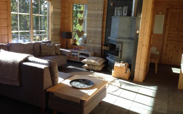 Rukako IHTINGINRINNE