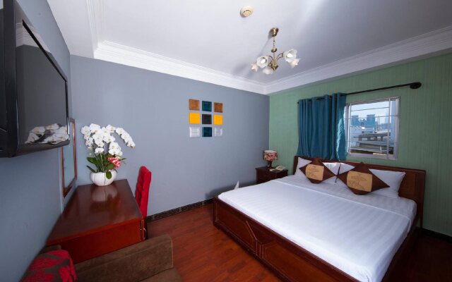 Good Vibes Central Hotel