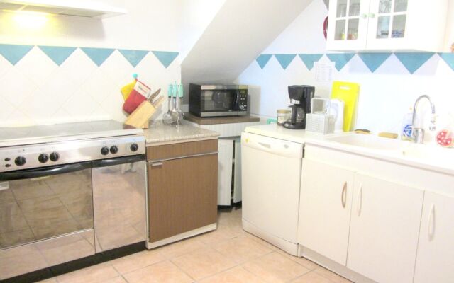 House With 4 Bedrooms in Saint-andré-en-vivarais, With Furnished Garde