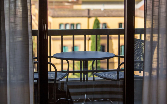 U232 Hotel