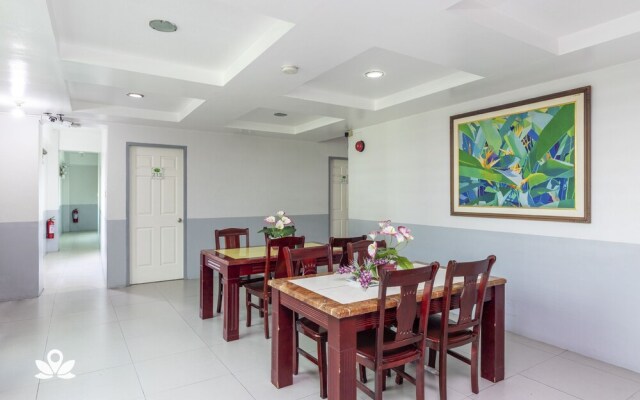 Green Ville Drive Inn by ZEN Rooms