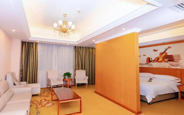 Vienna Hotel Shenzhen Longgang Ainan Road