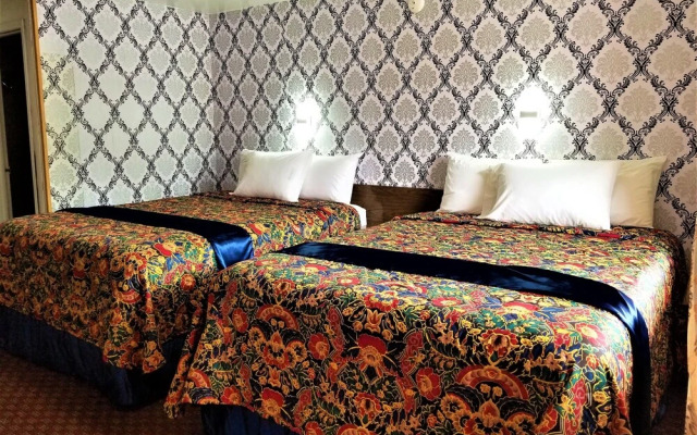 Town House Motor Inn