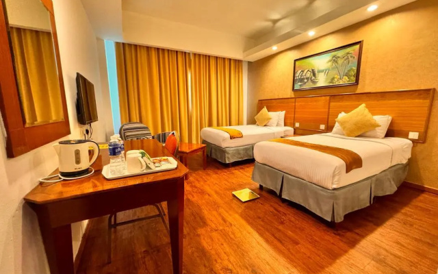 Mayres Hotel Kota Tinggi