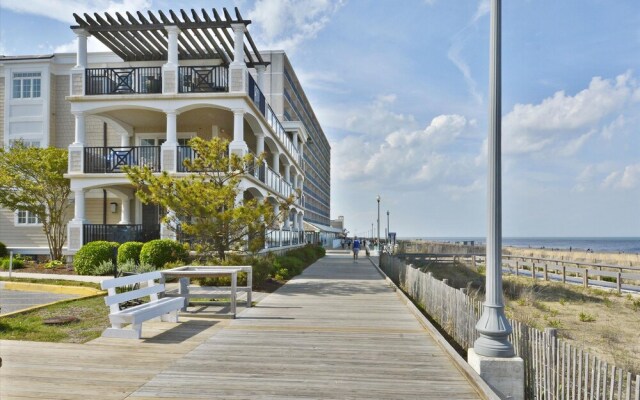 Mariners Court 223 by Long & Foster