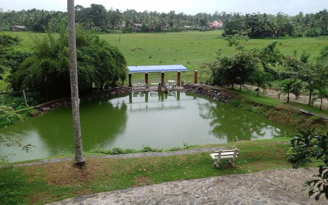 Lakeside Hybrid Villa