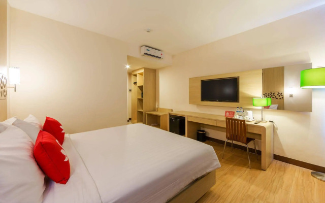 ZEN Rooms Kuta Tuban Suites