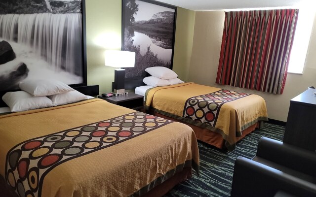 Baymont by Wyndham Liberty MO