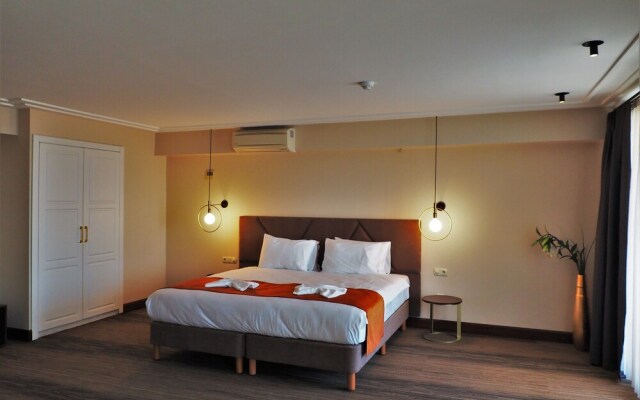 Recital Park Hotel