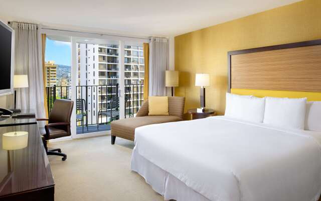 Hilton Waikiki Beach Resort & Spa