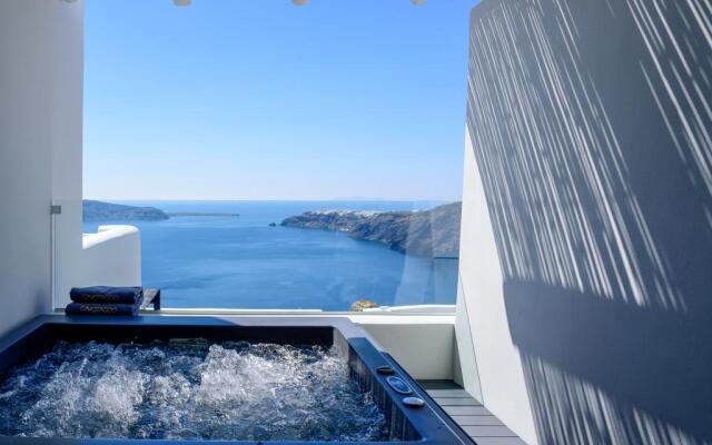 Cavo Tagoo Santorini