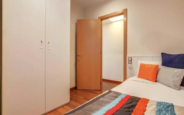 Ronda Sant Pere Private City Center 3Bedroom Suite B