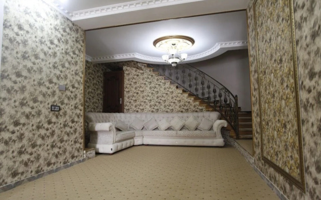 Best Price Castle Hotel