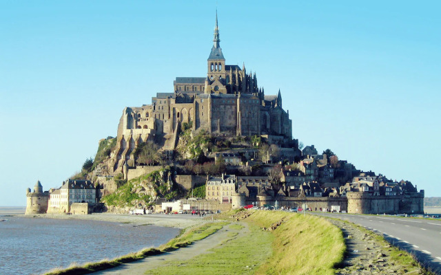 Snug holiday home in Denneville Plage near beach