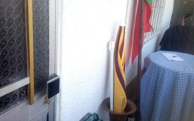 Studio in Guimarães, With Enclosed Garden and Wifi