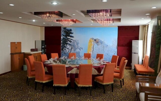 Jingyuan Hotel - Huayin