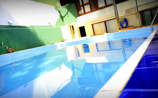 Hotel Sunrich Kandy