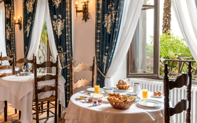 Logis Hôtel Beau Site