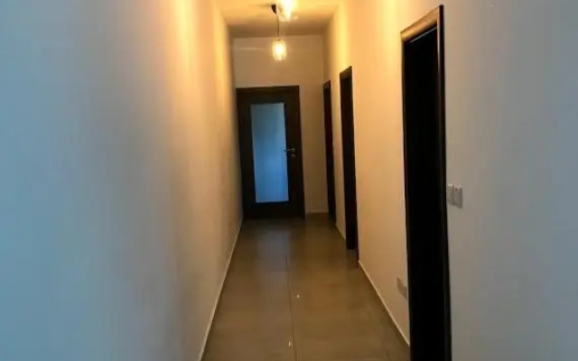 Luqa Apartment - 5 mins from Airport