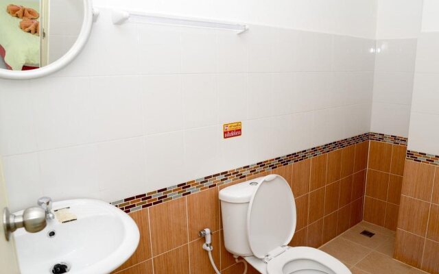 Blue Wave Cha am Hotel